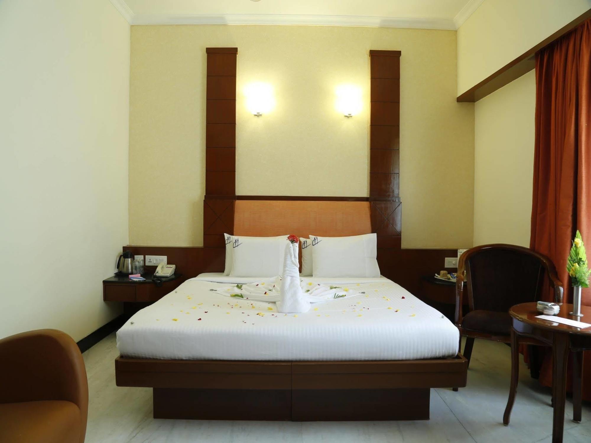 Fabhotel Prime Chennai Deluxe Kültér fotó